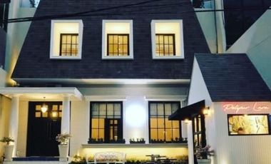 Dijual Rumah / Guest House di Daerah Darmo Surabaya
