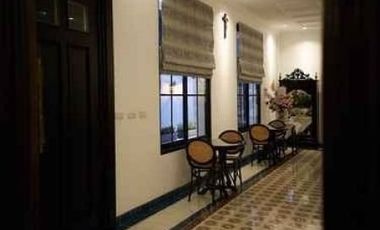 Dijual Rumah / Guest House di Daerah Darmo Surabaya