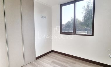 Casa en venta de 4 dorm. en Colina
