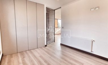 Casa en venta de 4 dorm. en Colina
