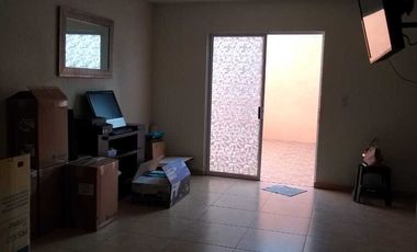 SE VENDE HERMOSA CASA