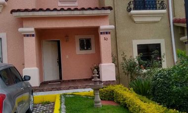 SE VENDE HERMOSA CASA