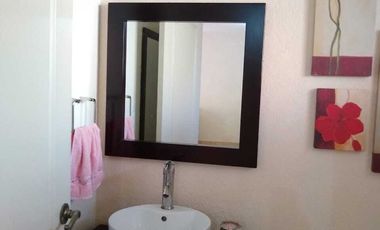 SE VENDE HERMOSA CASA