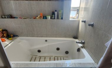 Departamento (Pent House) en venta, luminoso, Lomas de las Palmas, Huixquilucan