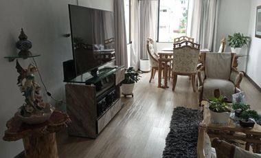 apartamento en venta en avenida 30 de agosto. Cod V4871