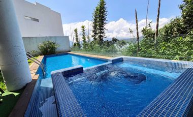 CASA EN RENTA Y VENTA CON IMPRESIONANTE VISTA AL LAGO
