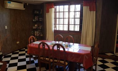 Casa oportunidad venta Lomas de Zamora