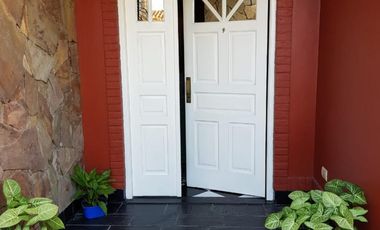 Casa oportunidad venta Lomas de Zamora