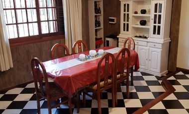 Casa oportunidad venta Lomas de Zamora