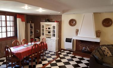 Casa oportunidad venta Lomas de Zamora