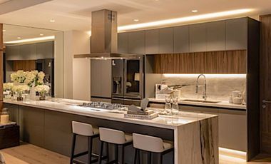 Departamento de 383 m2 con family room, cuarto de servicio, área de lavado