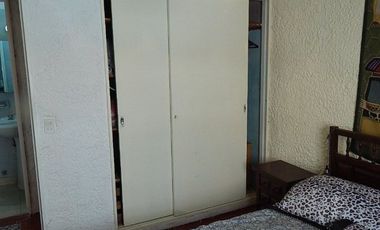 DEPARTAMENTO DOS AMBIENTES A DOS CUADRAS DE LA PLAYA. DEPARTAMENTO EN VENTA.