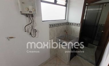 apartamento en arriendo en manrique central 1. Cod A66171
