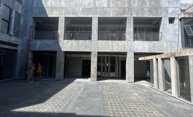 ALQUILER OFICINA Edificio estilo industrial