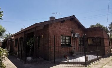 Casa PH en venta en San Antonio de Padua Sur