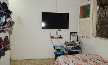 casa en venta en villa estadio. Cod V87443
