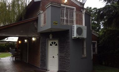 casa quinta a metros del acceso oeste