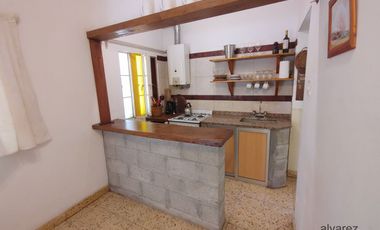 Venta Casa Quinta Rodríguez 4 ambientes