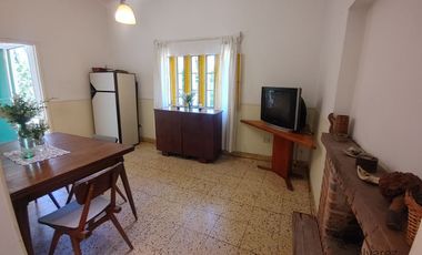 Venta Casa Quinta Rodríguez 4 ambientes
