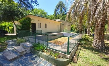 Venta Casa Quinta Rodríguez 4 ambientes