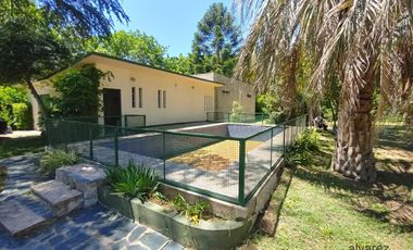 Venta Casa Quinta Rodríguez 4 ambientes