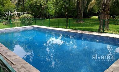 Venta Casa Quinta Rodríguez 4 ambientes