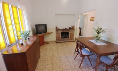 Venta Casa Quinta Rodríguez 4 ambientes