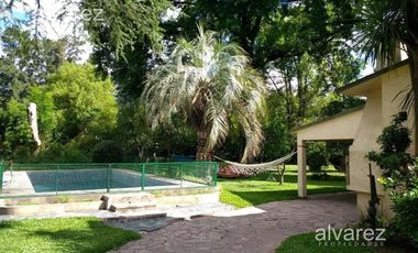 Venta Casa Quinta Rodríguez 4 ambientes