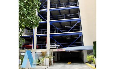 VENTA O ALQUILER DE OFICINA EN EL AREA BANCARIA