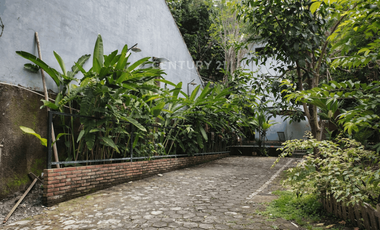 Gedung Serbaguna Cocok Untuk Gudang Di Jalan Wates Jogja