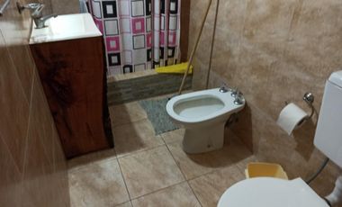 BLOCK CHALET + 3 DEPTOS - ZONA TALA SUR- A 2 CUADRAS DEL MAR