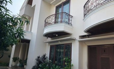 Dijual Rumah Strategis Dekat Ke MRT Di Cipete Jaksel