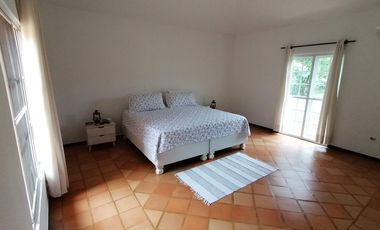 casa en venta en las mercedes. Cod V11954