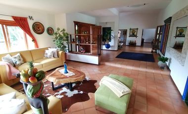 casa en venta en las mercedes. Cod V11954