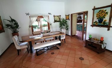 casa en venta en las mercedes. Cod V11954