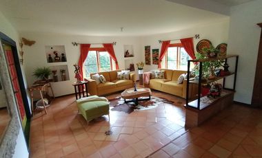 casa en venta en las mercedes. Cod V11954