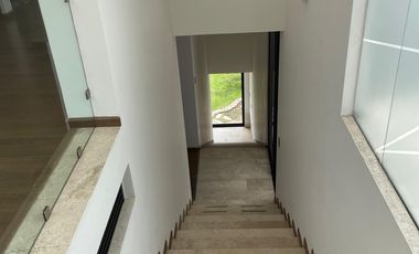 CASA EN RENTA EN SIERRAZUL SLP
