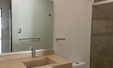 CASA EN RENTA EN SIERRAZUL SLP