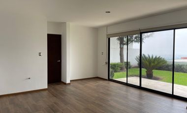 CASA EN RENTA EN SIERRAZUL SLP