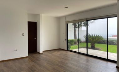 CASA EN RENTA EN SIERRAZUL SLP