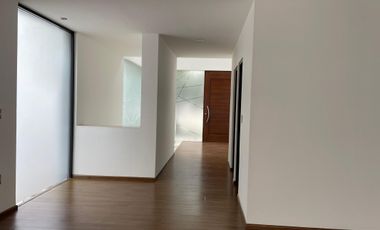 CASA EN RENTA EN SIERRAZUL SLP