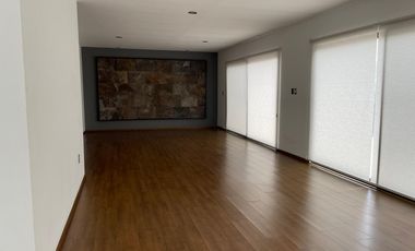 CASA EN RENTA EN SIERRAZUL SLP