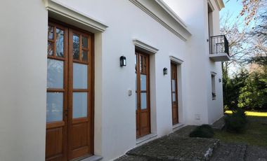 CASA EN VENTA - BARRIO COLONIA SUIZA - BARADERO BS AS.