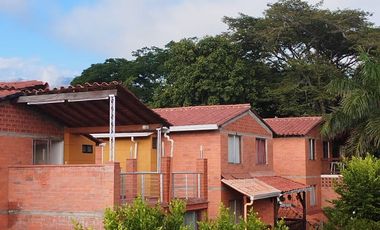 CASA CONDOMINIO en VENTA en Santafé De Antioquia via al llano