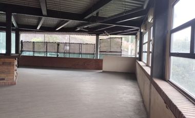 LOCAL COMERCIAL EN RENTA