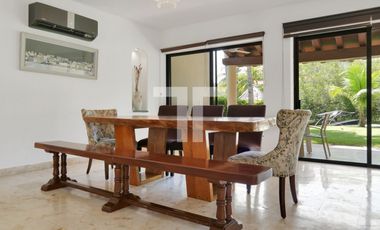 Casa en renta 3 recámaras Isla Dorada Zona Hotelera Cancún