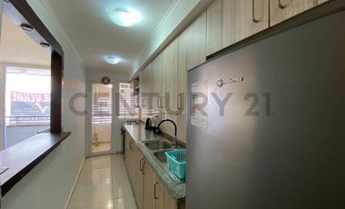 Se arrienda impecable departamento amoblado, excelente ubicaión y conectividad