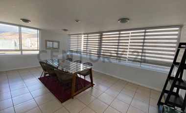 Se arrienda impecable departamento amoblado, excelente ubicaión y conectividad