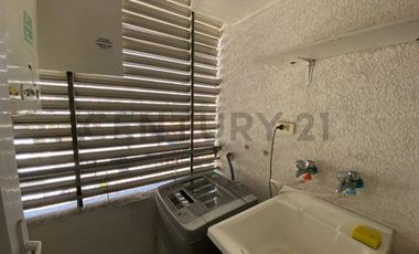 Se arrienda impecable departamento amoblado, excelente ubicaión y conectividad