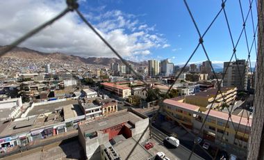 Se arrienda impecable departamento amoblado, excelente ubicaión y conectividad